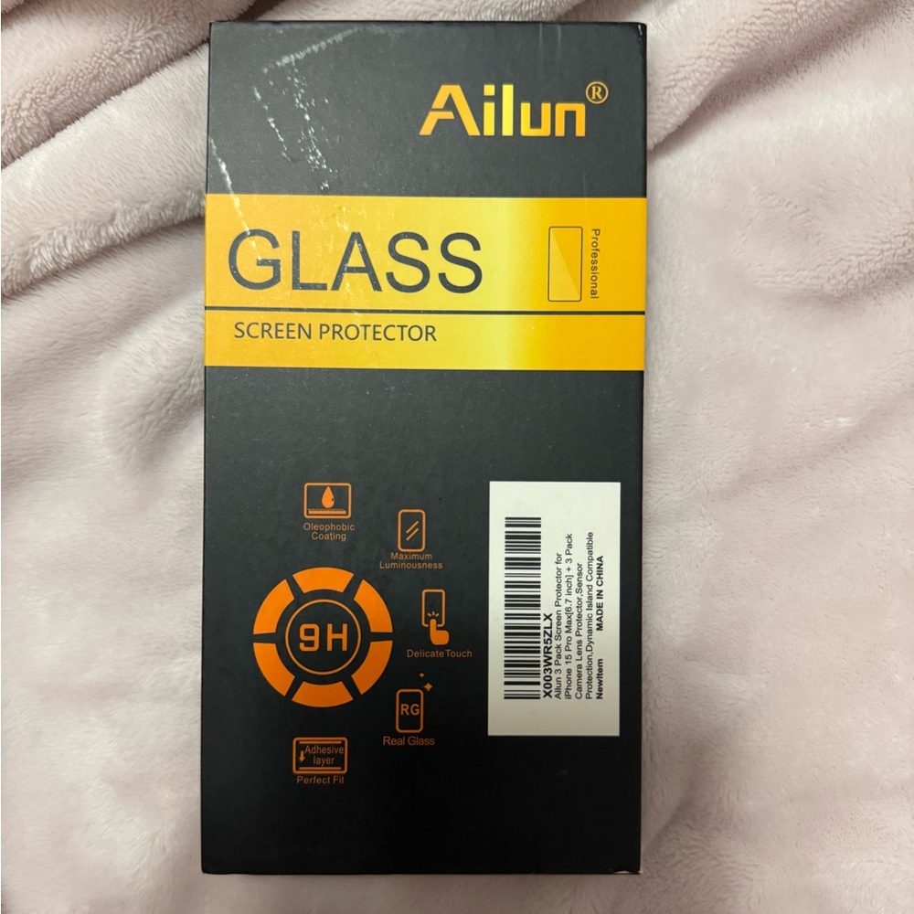 iPhone 15 Pro Max Screen Protector